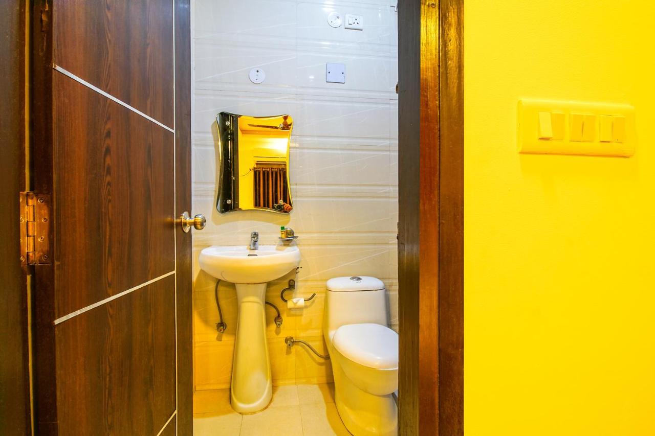 Fabexpress Tp Suite Near Igi Airport New Delhi Buitenkant foto