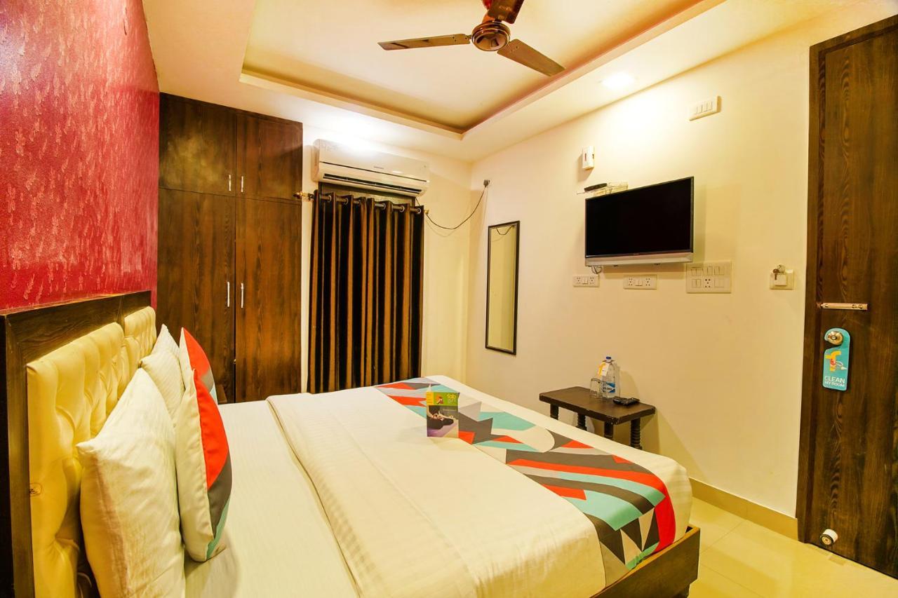 Fabexpress Tp Suite Near Igi Airport New Delhi Buitenkant foto